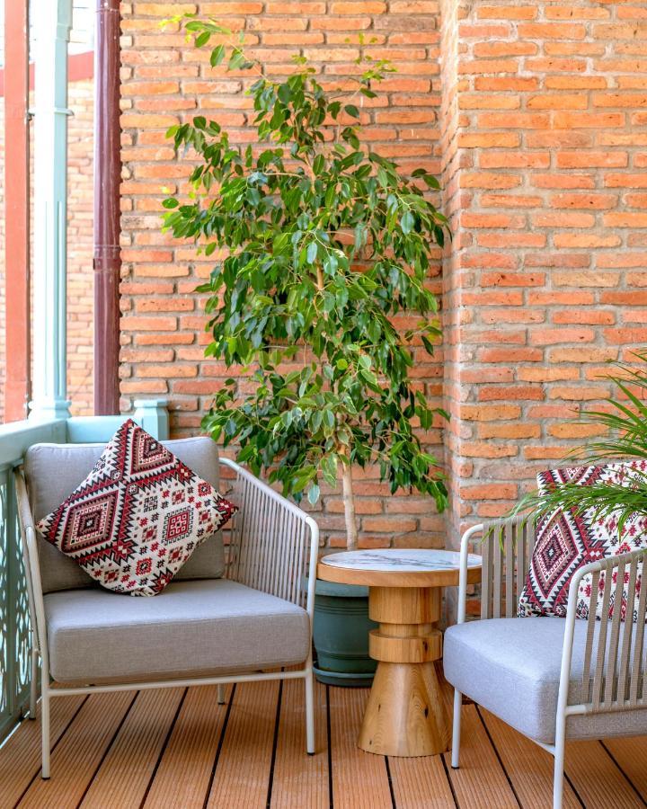 The Blue Fox Hotel Tbilisi Ngoại thất bức ảnh