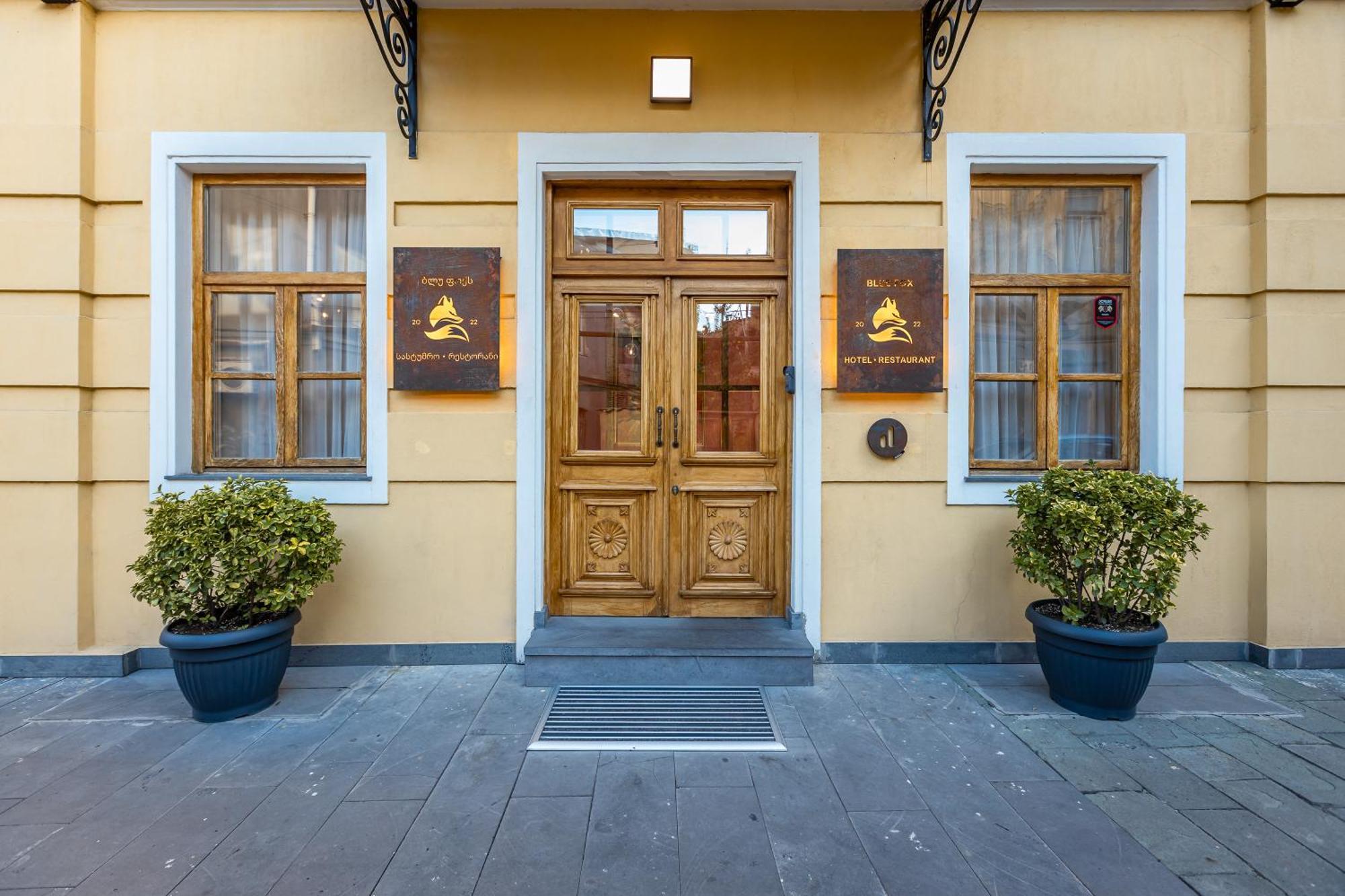 The Blue Fox Hotel Tbilisi Ngoại thất bức ảnh