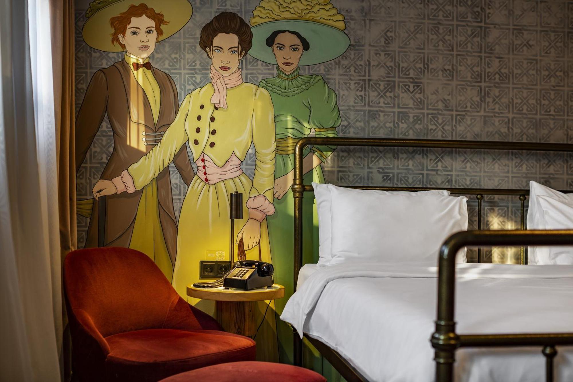 The Blue Fox Hotel Tbilisi Ngoại thất bức ảnh